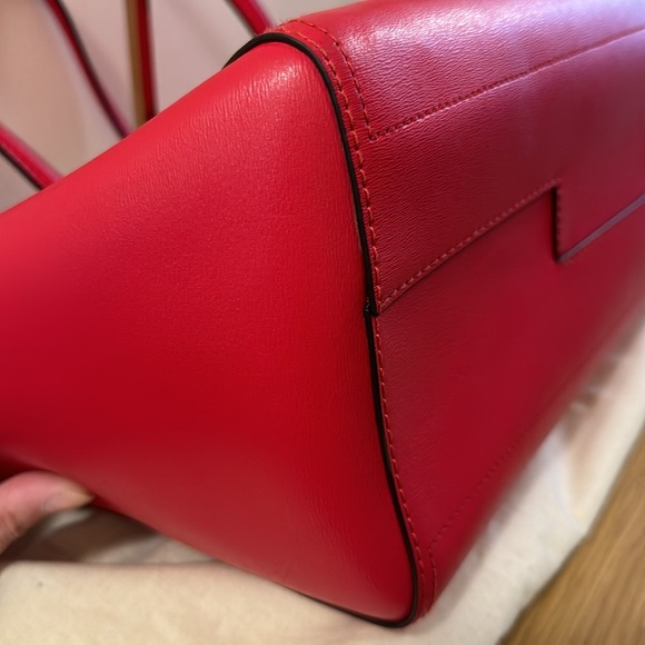 Authentic Tory Burch Red Parker - Picture 16 of 17